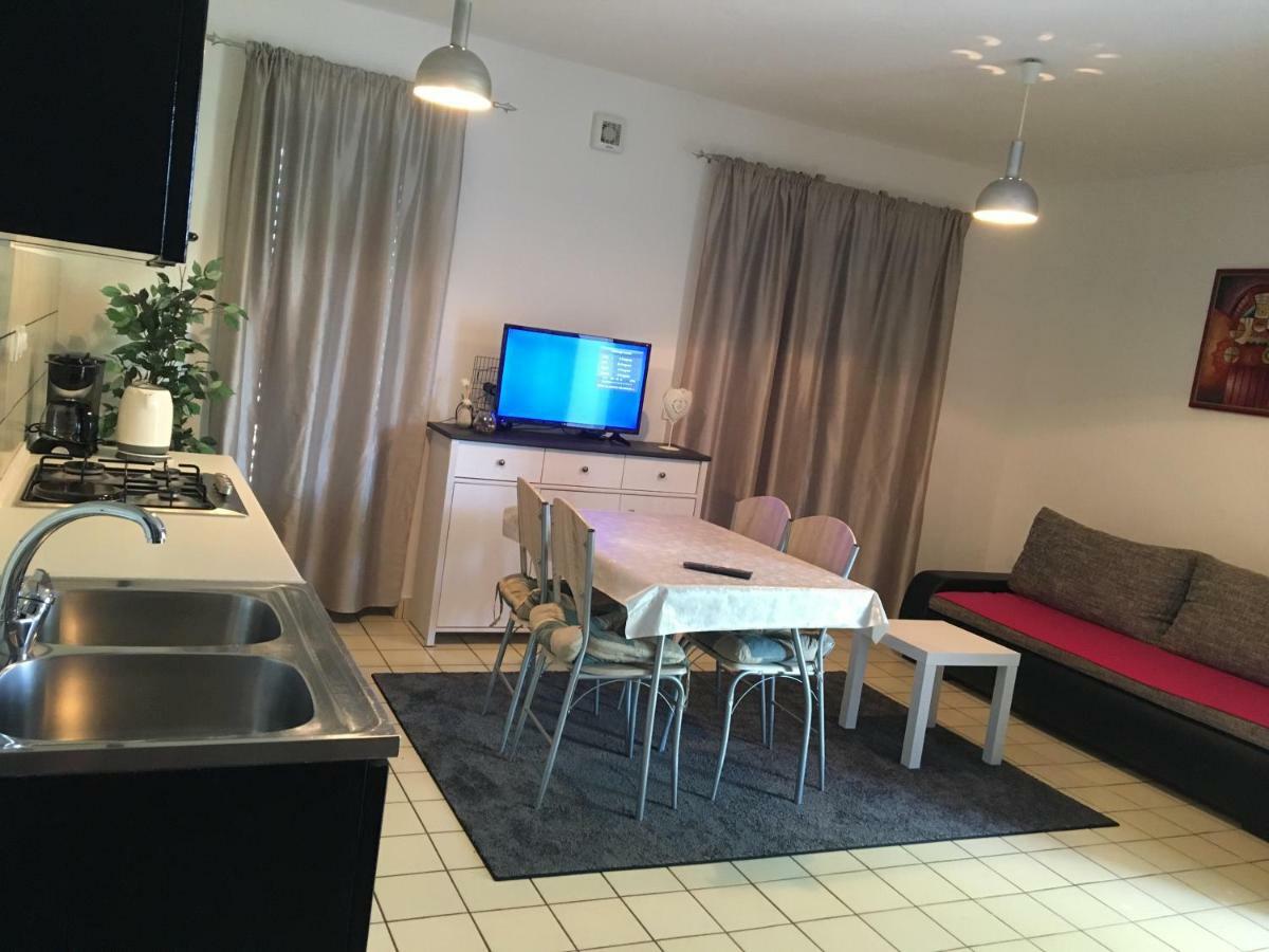 Apartments Eliva 우마그 외부 사진